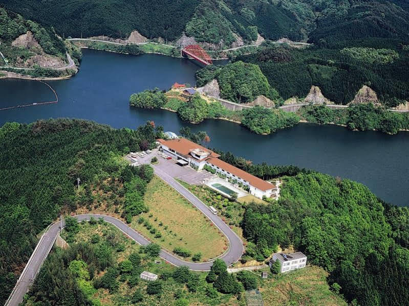 Shorenji Lake Hotel Nabari Extérieur photo